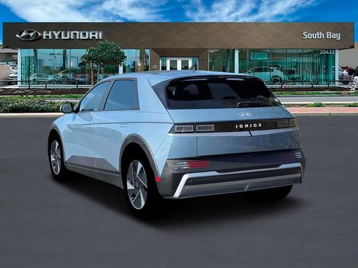 2026 Hyundai IONIQ 5 SE