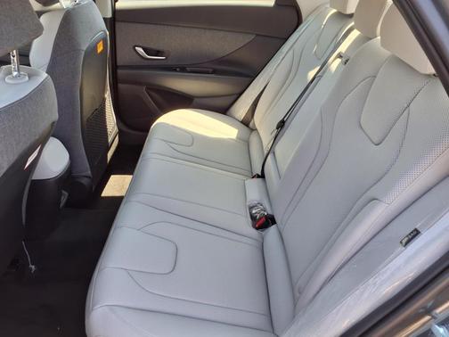 2025 Hyundai ELANTRA HEV Limited