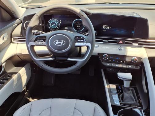 2025 Hyundai ELANTRA HEV Limited