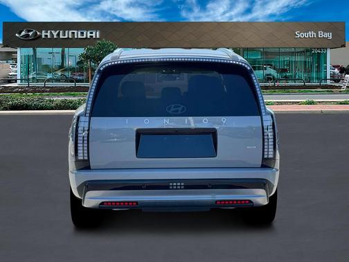 Cyber Gray 2026 Hyundai IONIQ 9 SEL