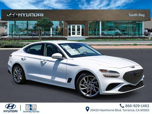 Alta White 2022 Genesis G70 2.0T