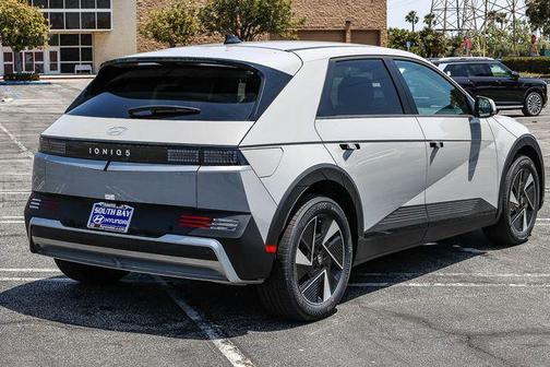Cyber Gray 2026 Hyundai IONIQ 5 SE