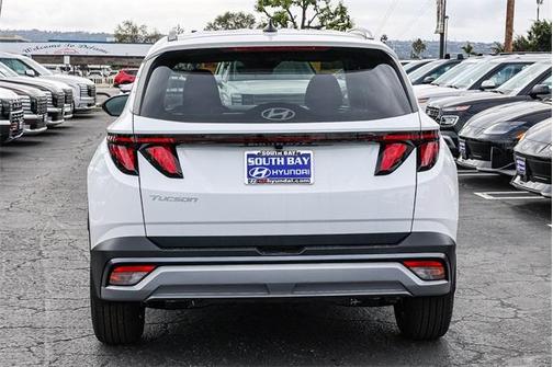 2026 Hyundai TUCSON SEL