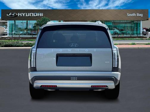 2026 Hyundai IONIQ 9 SE