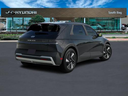 2025 Hyundai IONIQ 5 SEL