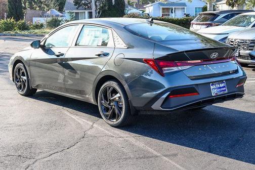 Amazon Gray 2026 Hyundai ELANTRA SEL Sport