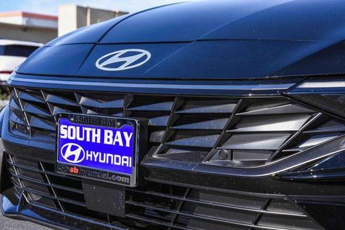 Black 2026 Hyundai ELANTRA HEV Limited