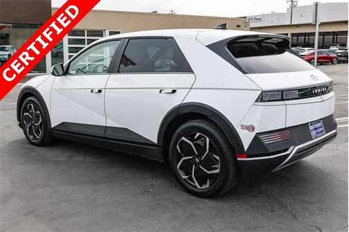 2024 Hyundai IONIQ 5 SEL