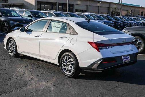 2026 Hyundai ELANTRA HEV Blue