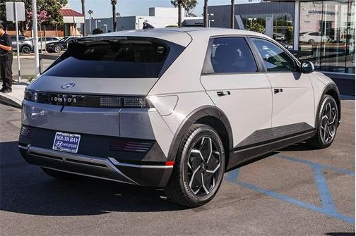 2024 Hyundai IONIQ 5 SEL