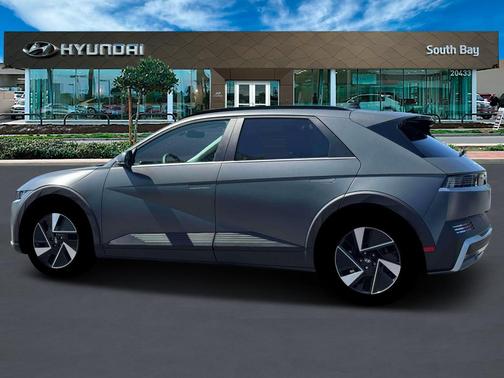2025 Hyundai IONIQ 5 SEL