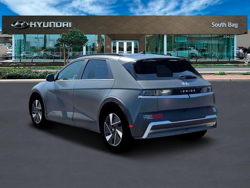 2025 Hyundai IONIQ 5 SEL