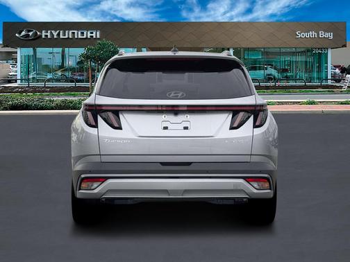 Shimmering Silver 2026 Hyundai TUCSON Plug-In Hybrid Limited