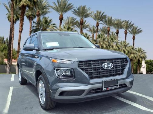 2025 Hyundai VENUE SE