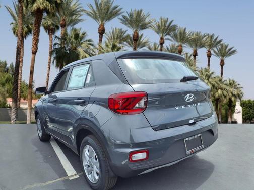 2025 Hyundai VENUE SE