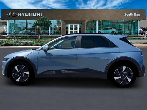 2025 Hyundai IONIQ 5 SEL