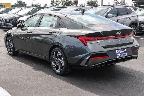 Amazon Gray 2026 Hyundai ELANTRA Limited