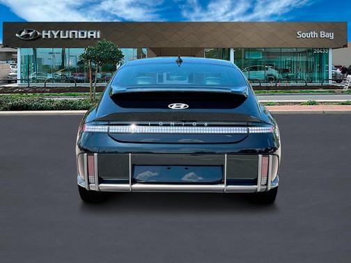 2025 Hyundai IONIQ 6 Limited