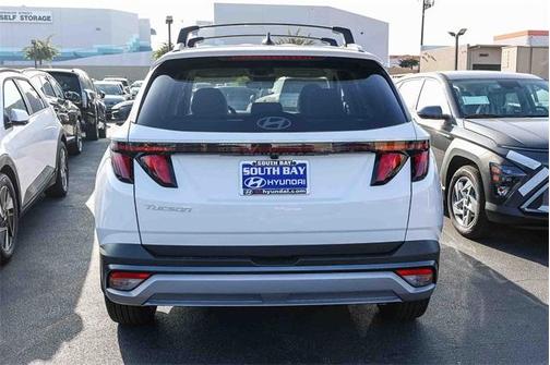2026 Hyundai TUCSON SEL