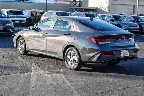 Gray 2026 Hyundai ELANTRA SE