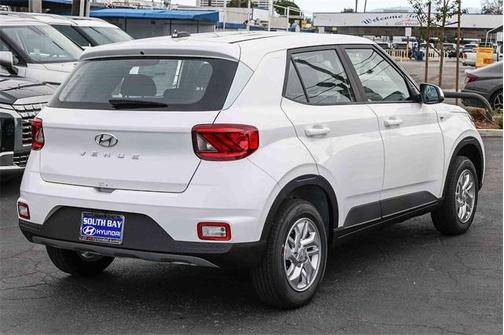 2026 Hyundai VENUE SE