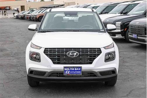 2026 Hyundai VENUE SE