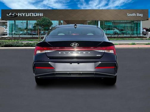 2026 Hyundai ELANTRA HEV Limited