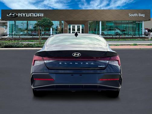 Black 2026 Hyundai ELANTRA Limited