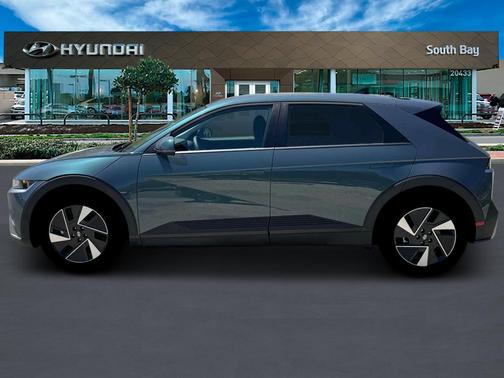 2025 Hyundai IONIQ 5 SE Standard Range