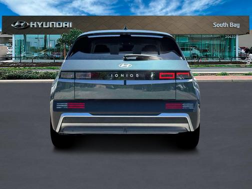 2025 Hyundai IONIQ 5 SE Standard Range