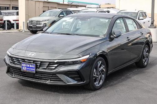 Amazon Gray 2026 Hyundai ELANTRA Limited