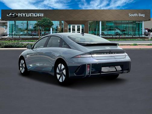2025 Hyundai IONIQ 6 SE