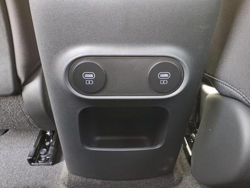 2025 Hyundai IONIQ 5 SE Standard Range