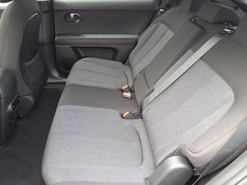 2025 Hyundai IONIQ 5 SE Standard Range