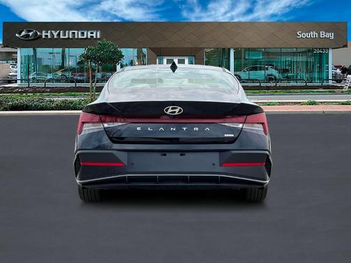 2025 Hyundai ELANTRA HEV Limited