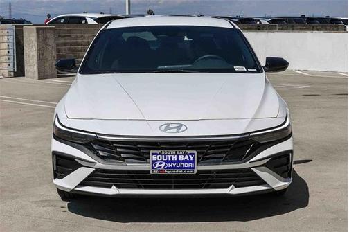 2025 Hyundai ELANTRA HEV SEL Sport