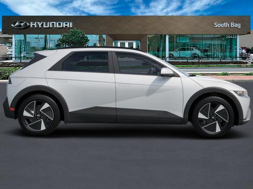 2025 Hyundai IONIQ 5 SEL