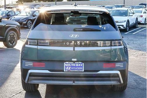 2026 Hyundai IONIQ 5 SE