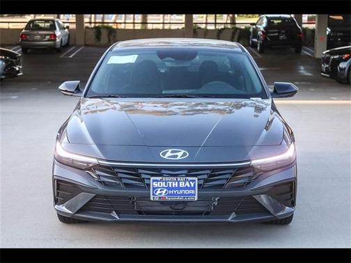 2025 Hyundai ELANTRA HEV SEL Sport