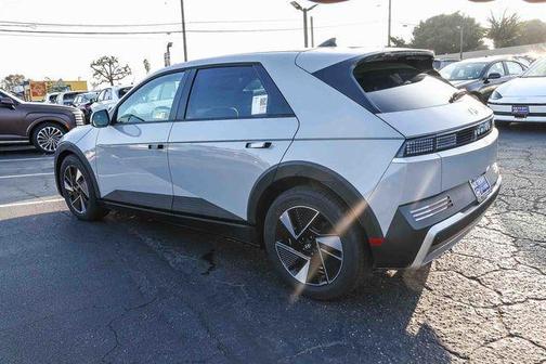 Cyber Gray 2026 Hyundai IONIQ 5 SEL