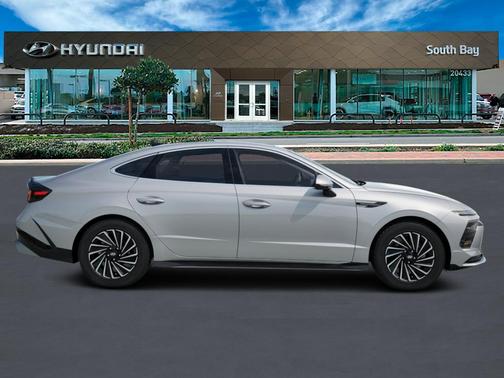 2026 Hyundai SONATA Hybrid SEL