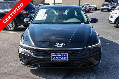 Black 2025 Hyundai ELANTRA SEL Sport