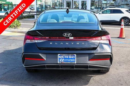 Black 2025 Hyundai ELANTRA SEL Sport