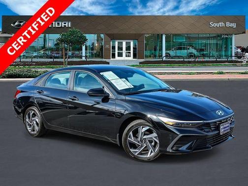 Black 2025 Hyundai ELANTRA SEL Sport