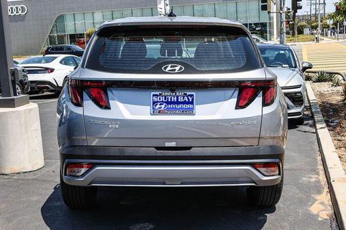 Shimmering Silver 2026 Hyundai TUCSON Hybrid Blue SE