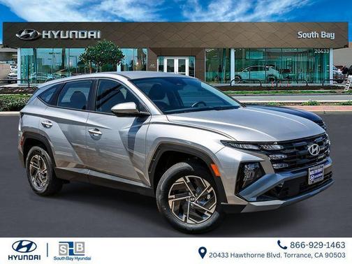 Shimmering Silver 2026 Hyundai TUCSON Hybrid Blue SE