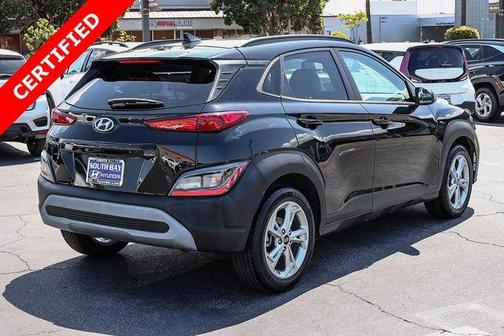 Abyss Black Pearl 2023 Hyundai KONA SEL