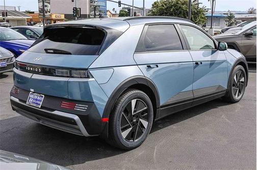 2025 Hyundai IONIQ 5 SEL