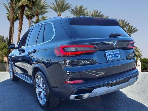 Black Sapphire Metallic 2023 BMW X5 xDrive40i