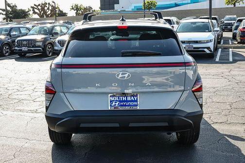 Cyber Gray Metallic 2026 Hyundai KONA SEL Sport